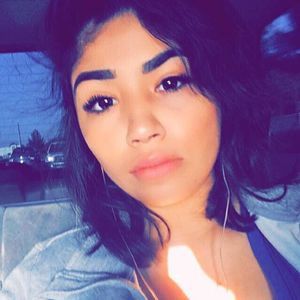 Meet your Posher, Monique